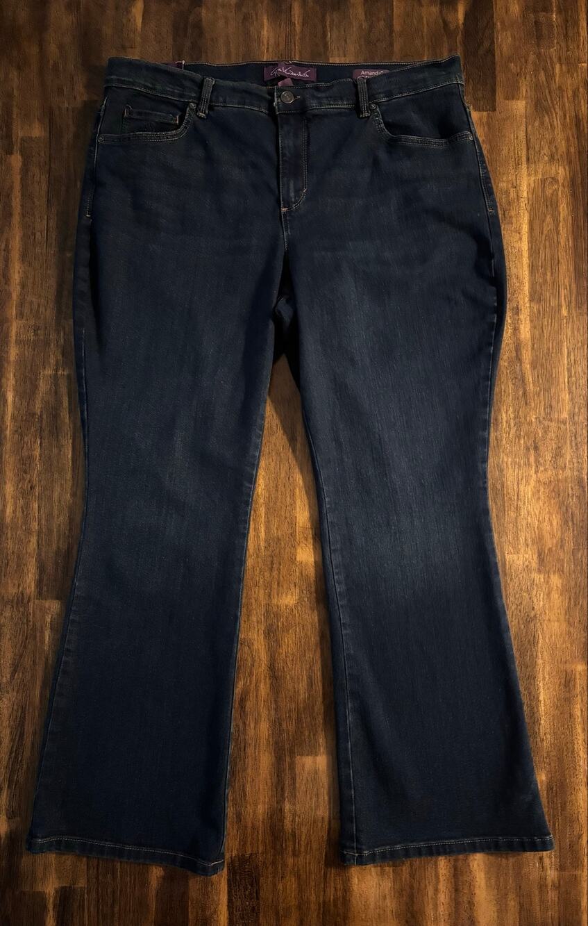 Gloria Vanderbilt Women’s 16 W Short Jeans 37 x 29 Amanda Bootcut Stretch Denim